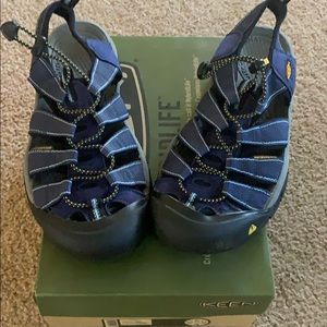 Keen Waterproof HybridLife Shoes
